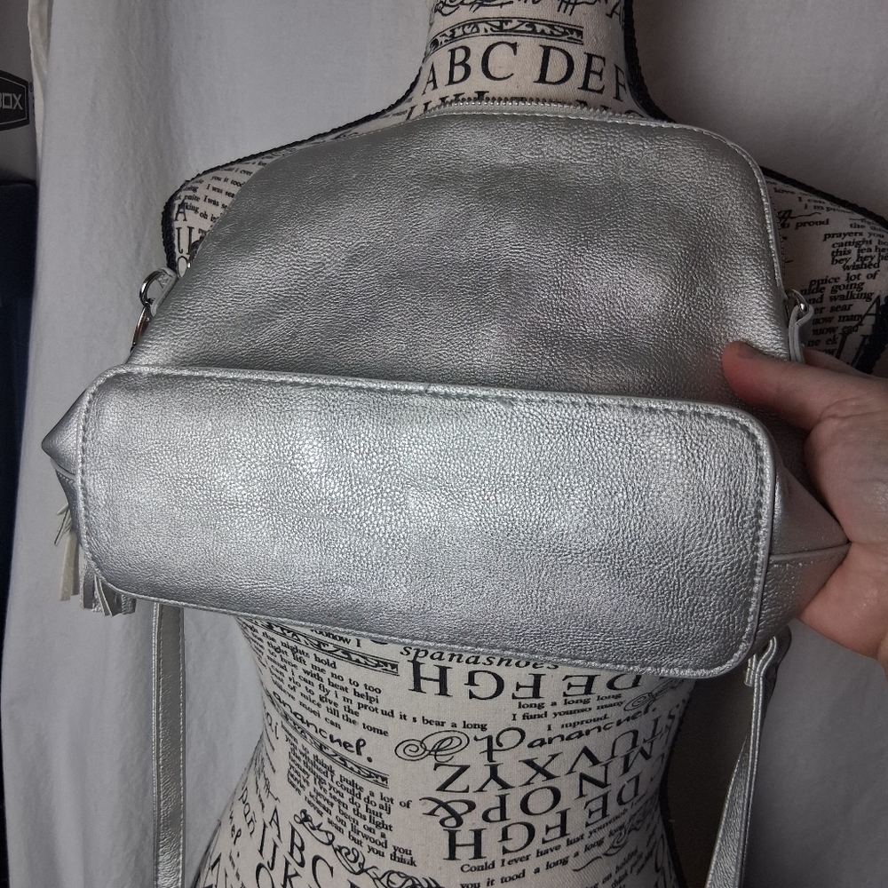 Madden Girl Silver Crossbody Bag - Picture 8 of 8